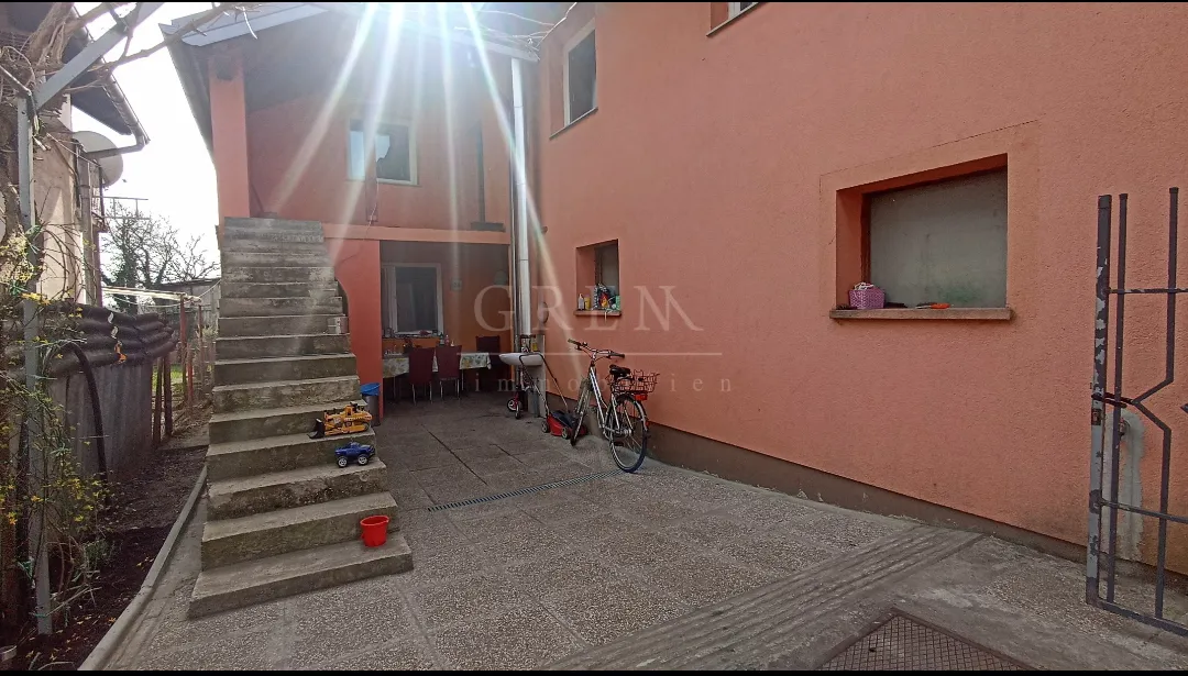 kuća zagreb petruševec 250m² - slika 14