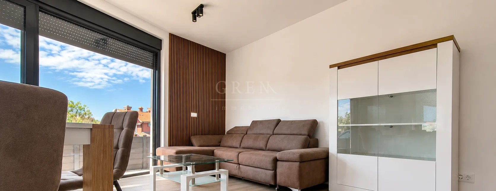 prekrasan stan na izvrsnoj lokaciji, 300 metara od mora, 89 m2, prodaja - slika 4