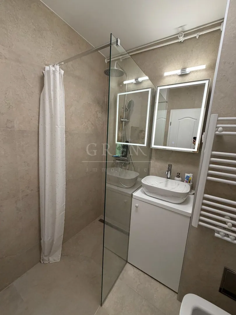 prekrasan 1,5 sobni stan, 40 m2 - malešnica, zagreb - slika 9