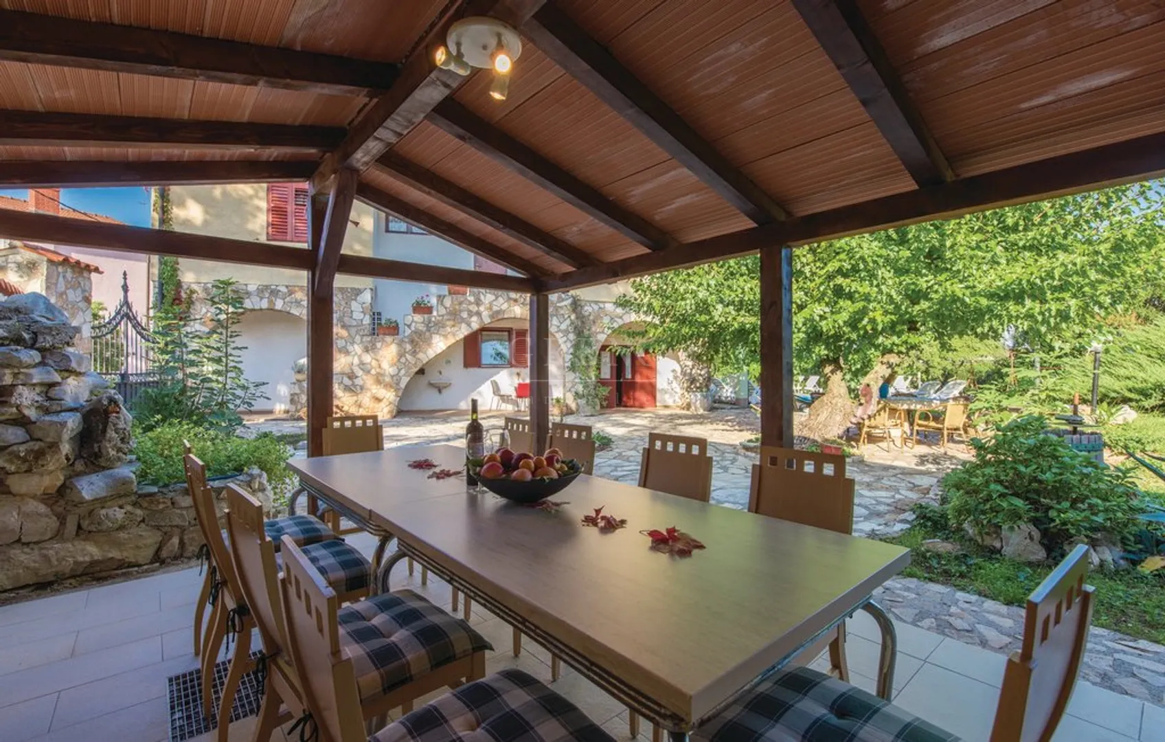 kuća s bazenom 5 km od poreča, 330 m2, prodaja - slika 5