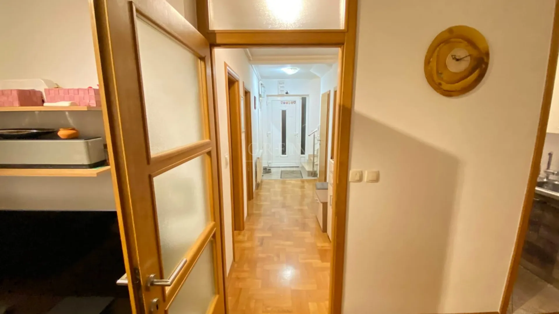 stan zagreb brestje, 110 m2+33 m2 vrt+2 parkinga - slika 16