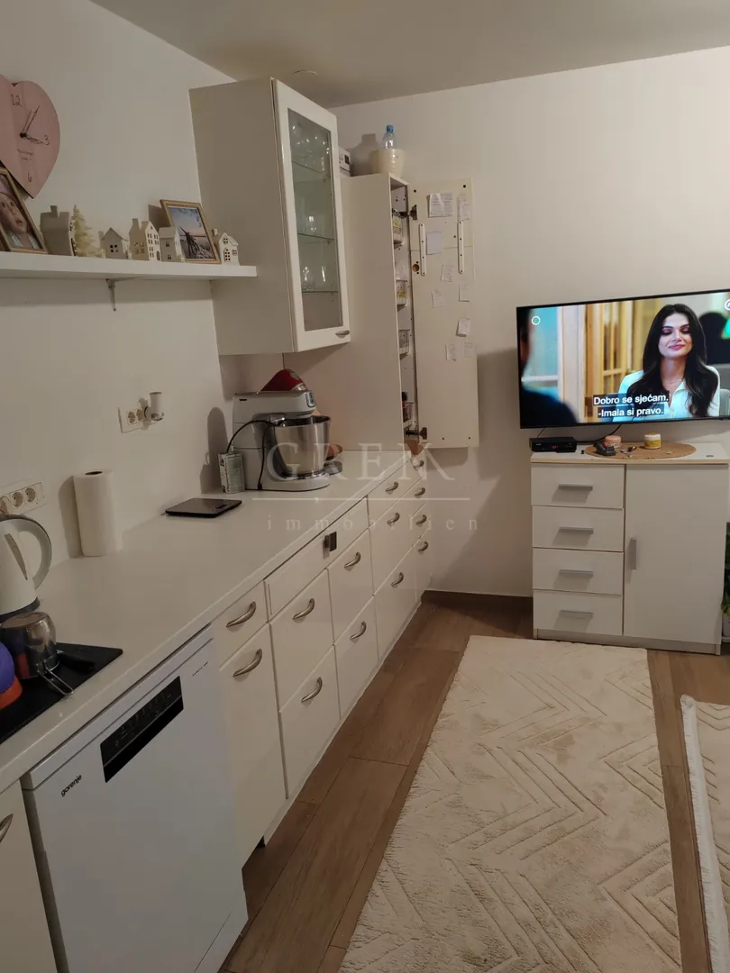 apartman u červar portu - slika 7