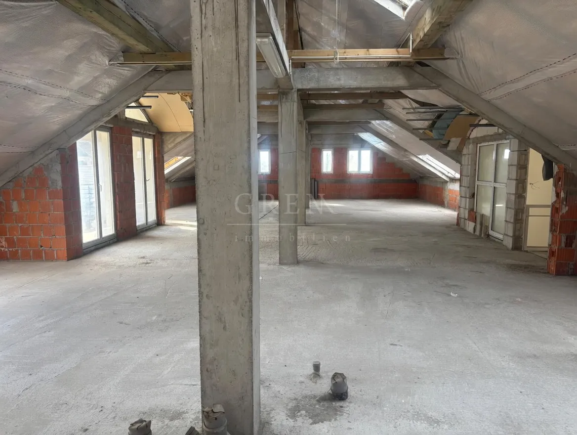 stan trnava zagreb, 228 m2 neto, terasa, balkon, prilika - slika 2
