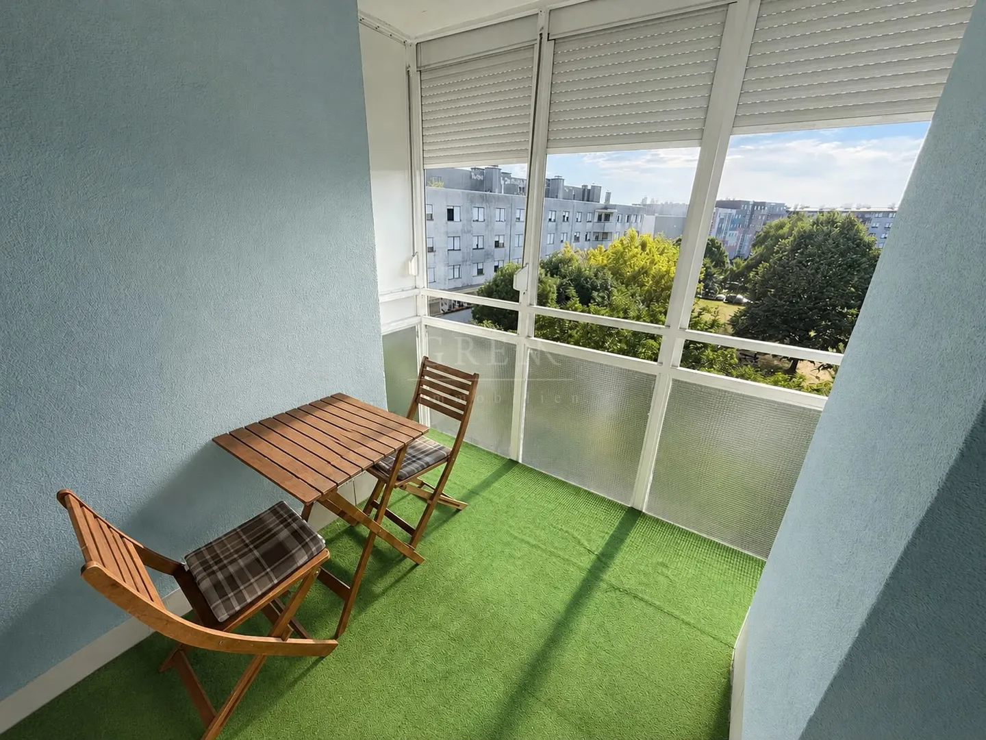 trosoban stan, 70 m², malešnica, zagreb – pogled na park, 2 lođe, spremište - slika 3