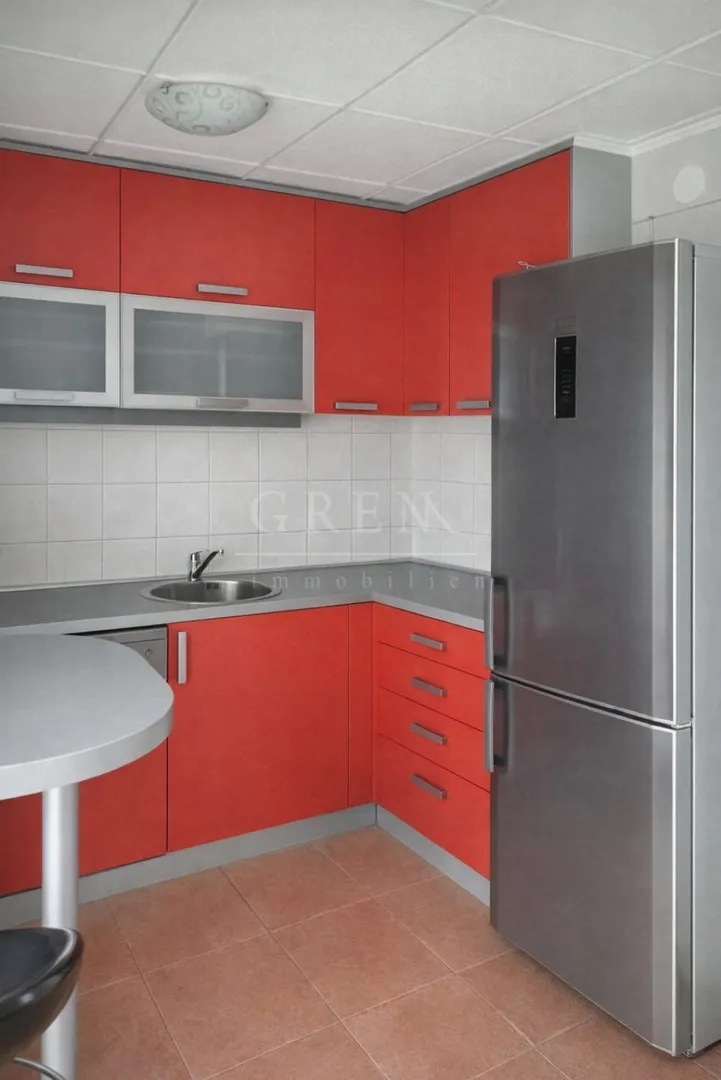 stan 70m²/ 2 spavaće sobe /terasa/ parking - slika 8