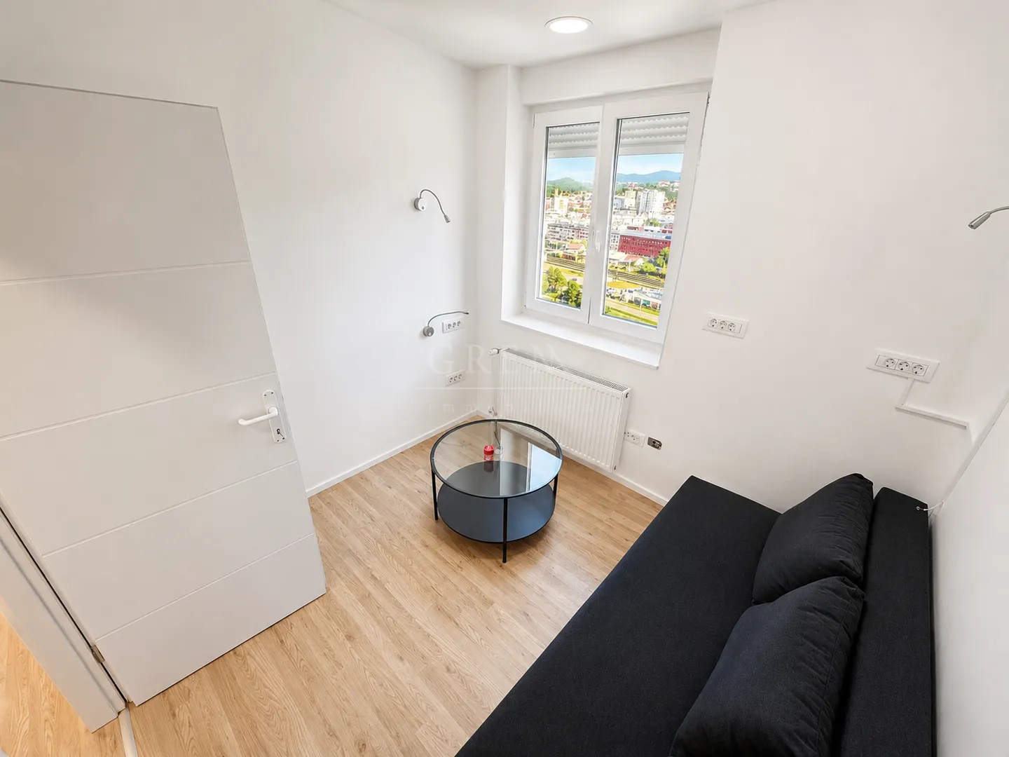 TREŠNJEVKA, 2-soban stan, LIFT, BALKON - 38 m2 - Zagreb