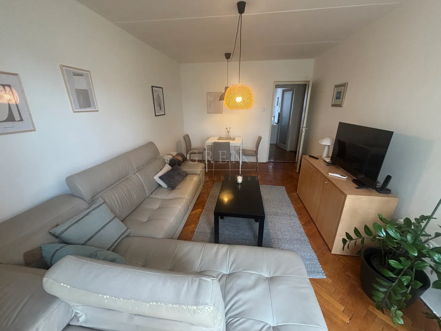 stan zagreb knežija, 55 m2, loggia, najam - slika 2