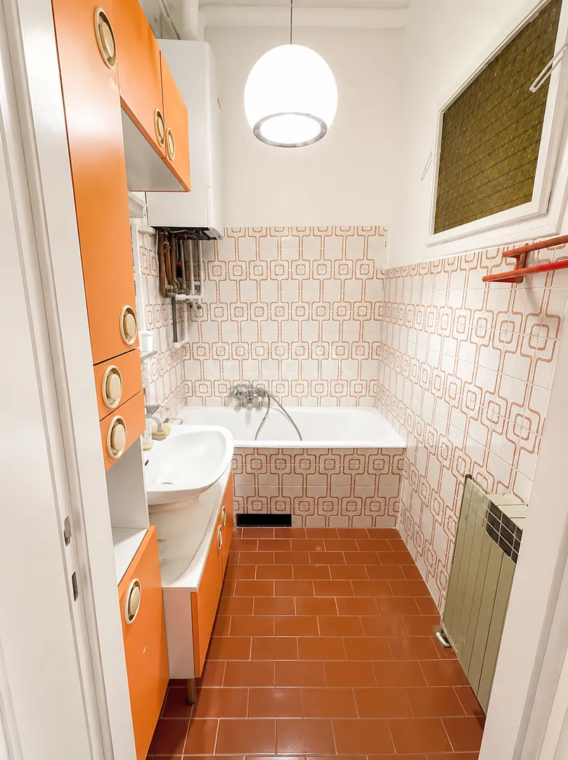 stan u srcu zagreba 54m² 1. kat (3-sobni) - slika 9