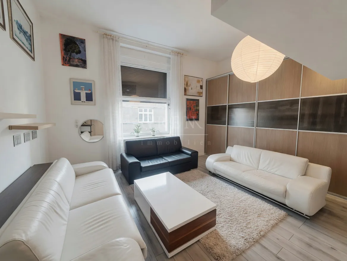 STROGI CENTAR / ZAGREB / LIFT / 112m²/ 2 PARKINGA / TERASA