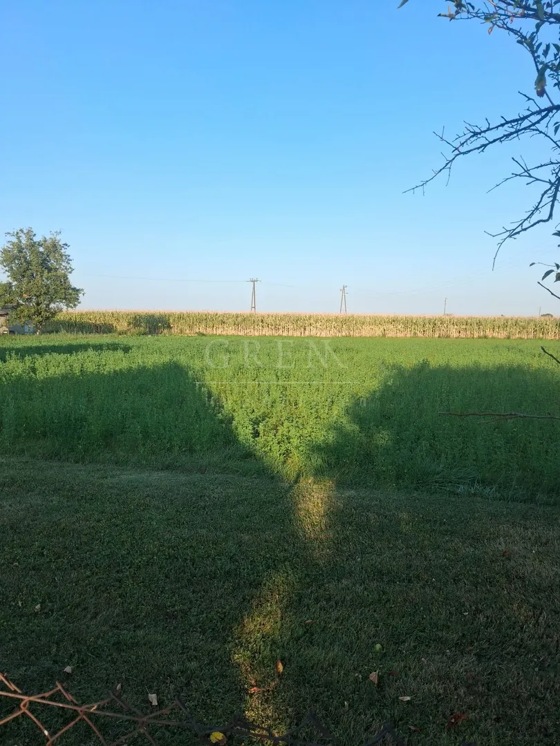 građevinsko zemljište 662 m2 - gornja lomnica - slika 1