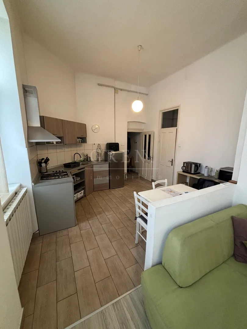 stan zagreb donji grad, 50 m2+20 m2 spremište, prilika - slika 5