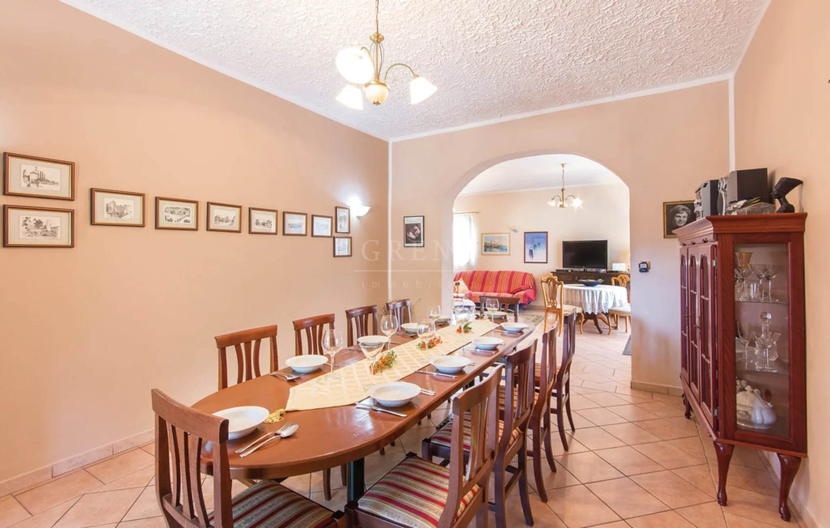 kuća s bazenom 5 km od poreča, 330 m2, prodaja - slika 8