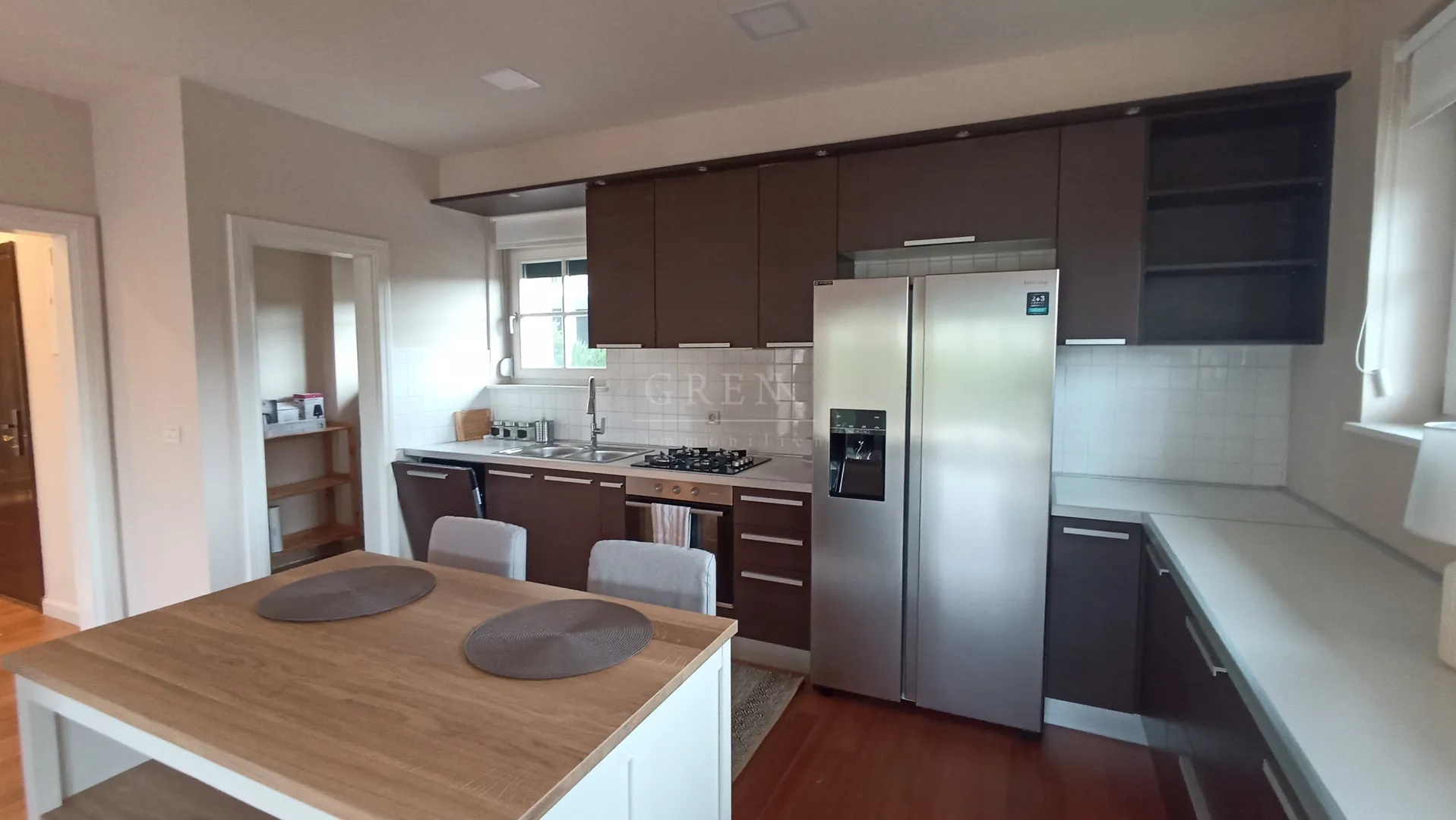 najam luksuzne rezidencije 149m² / gornji grad - slika 8