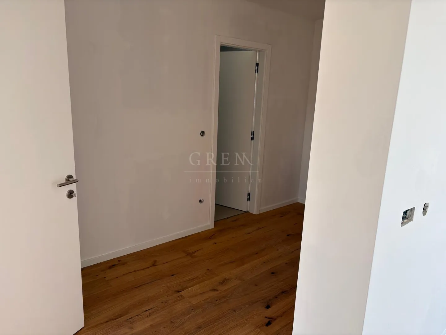 prodaja,vodice srima, dvojna kuća 204,40 m² (neto) sa bazenom! - slika 20