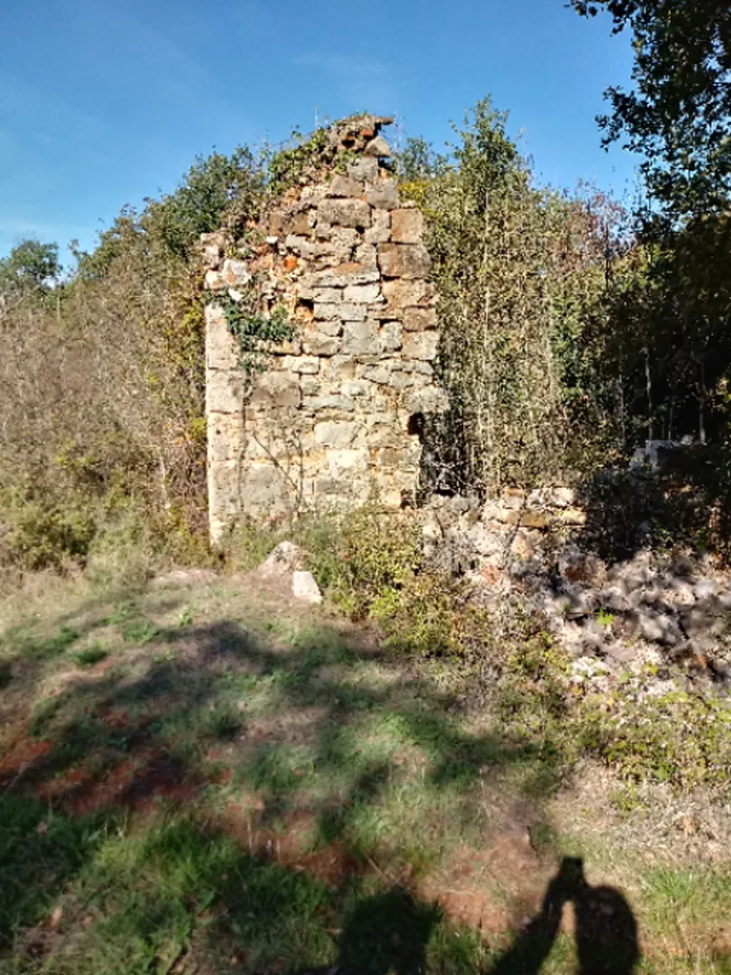 Ruševina i veliko poljoprivredno zemljište, Poreč okolica