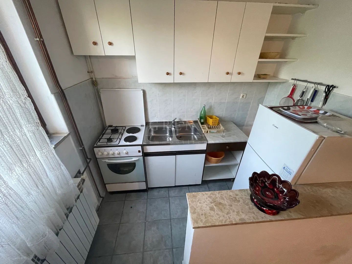 stan zagreb pantovčak, 35 m2+terasa - slika 3