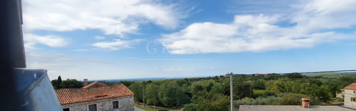 kamena kuća u okolici poreča sa pogledom na more - slika 10