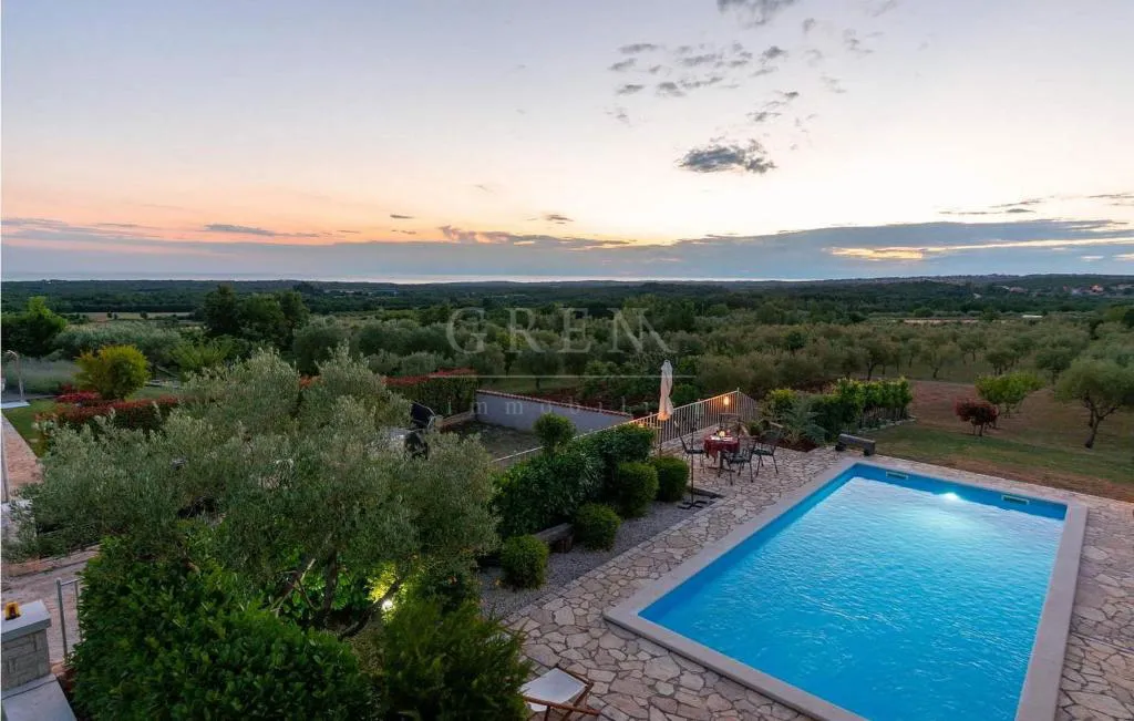 vila sa bazenom okolica višnjana, 160 m2, prodaja, prilika - slika 6