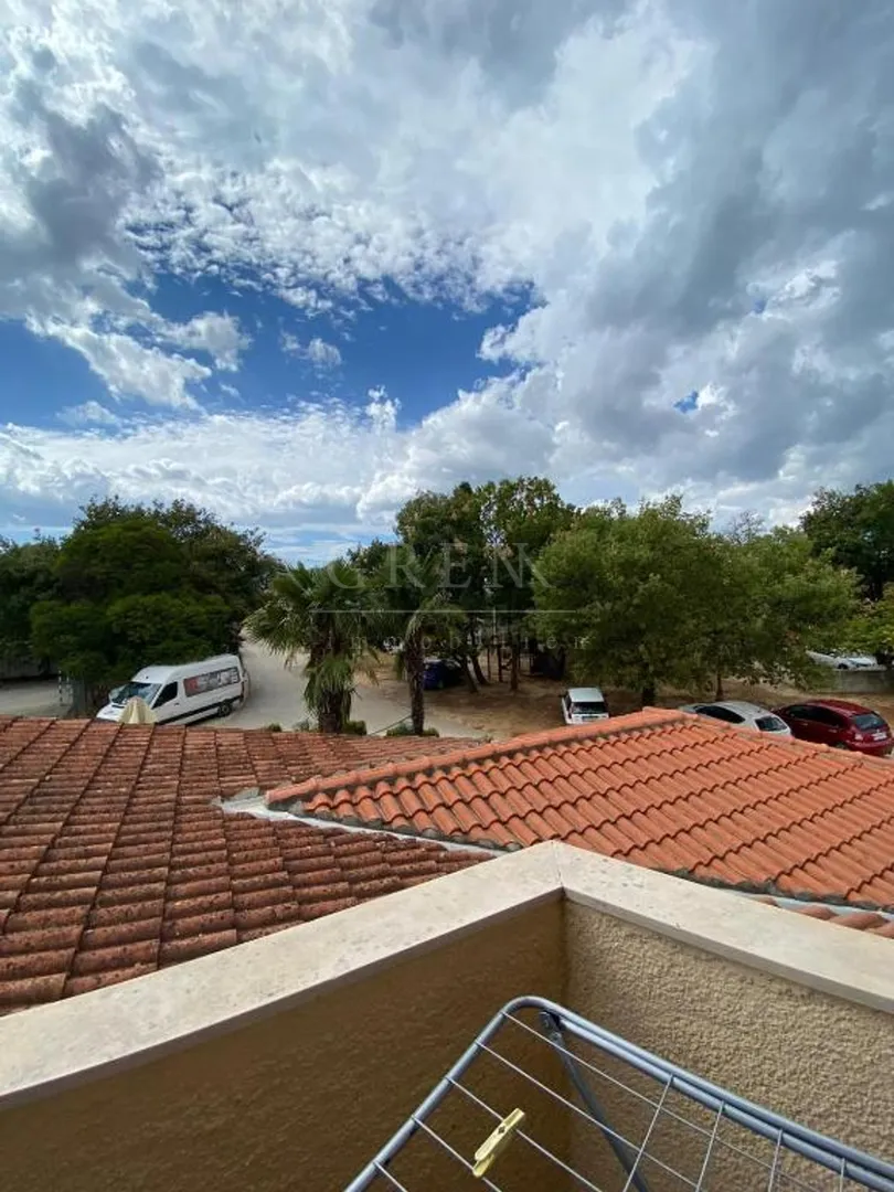 stambeno poslovna kuća 5 km od poreča, 300 m2, prodaja - slika 14