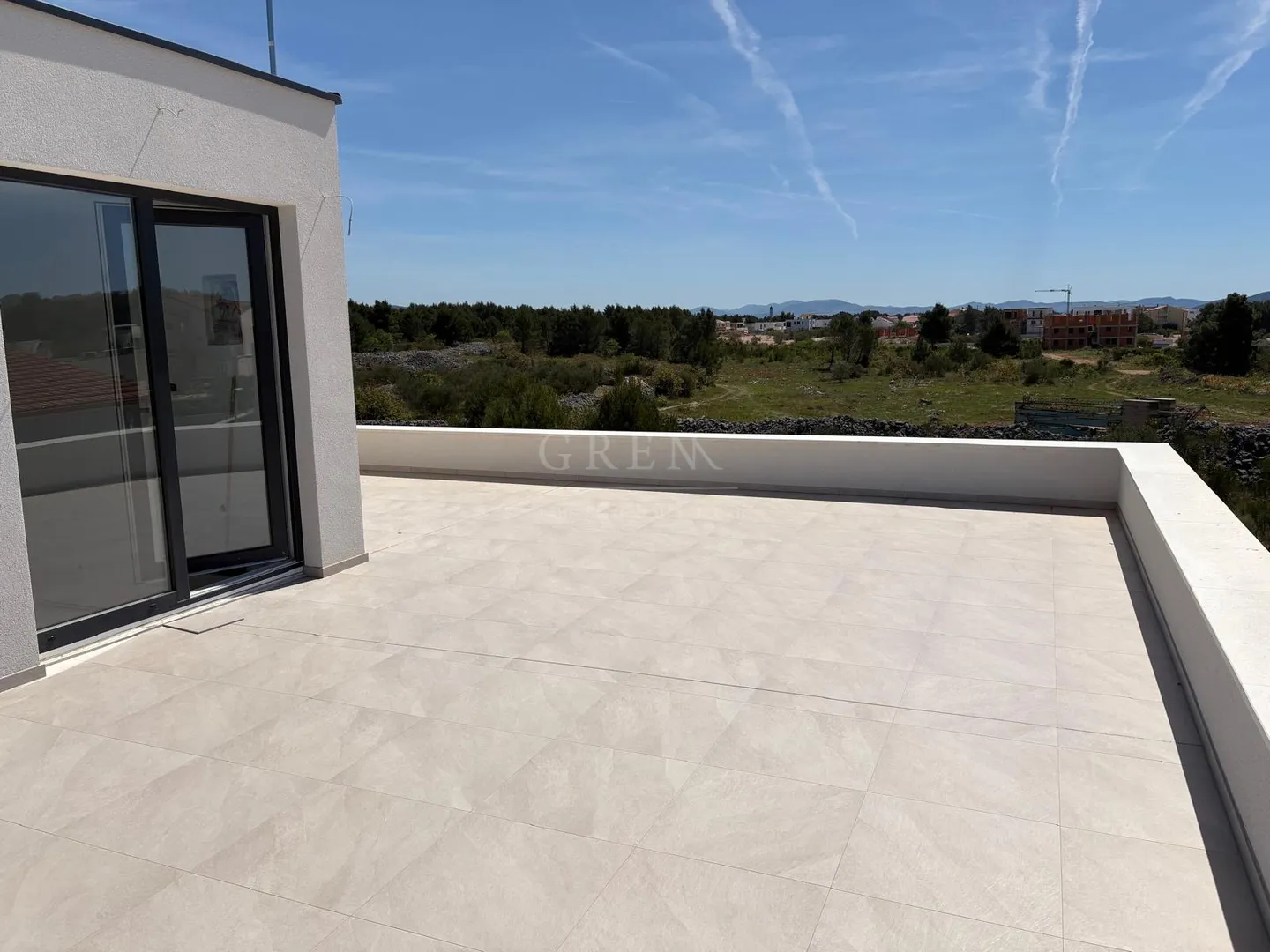 prodaja,vodice srima, dvojna kuća 204,40 m² (neto) sa bazenom! - slika 26