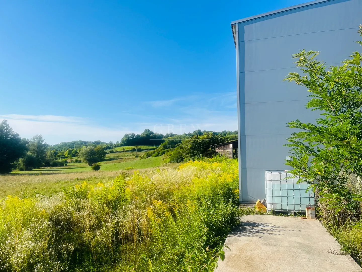 prodaja – poslovno-proizvodna hala 394 m² na zemljištu od 1.955 m² – blaškovec - slika 2