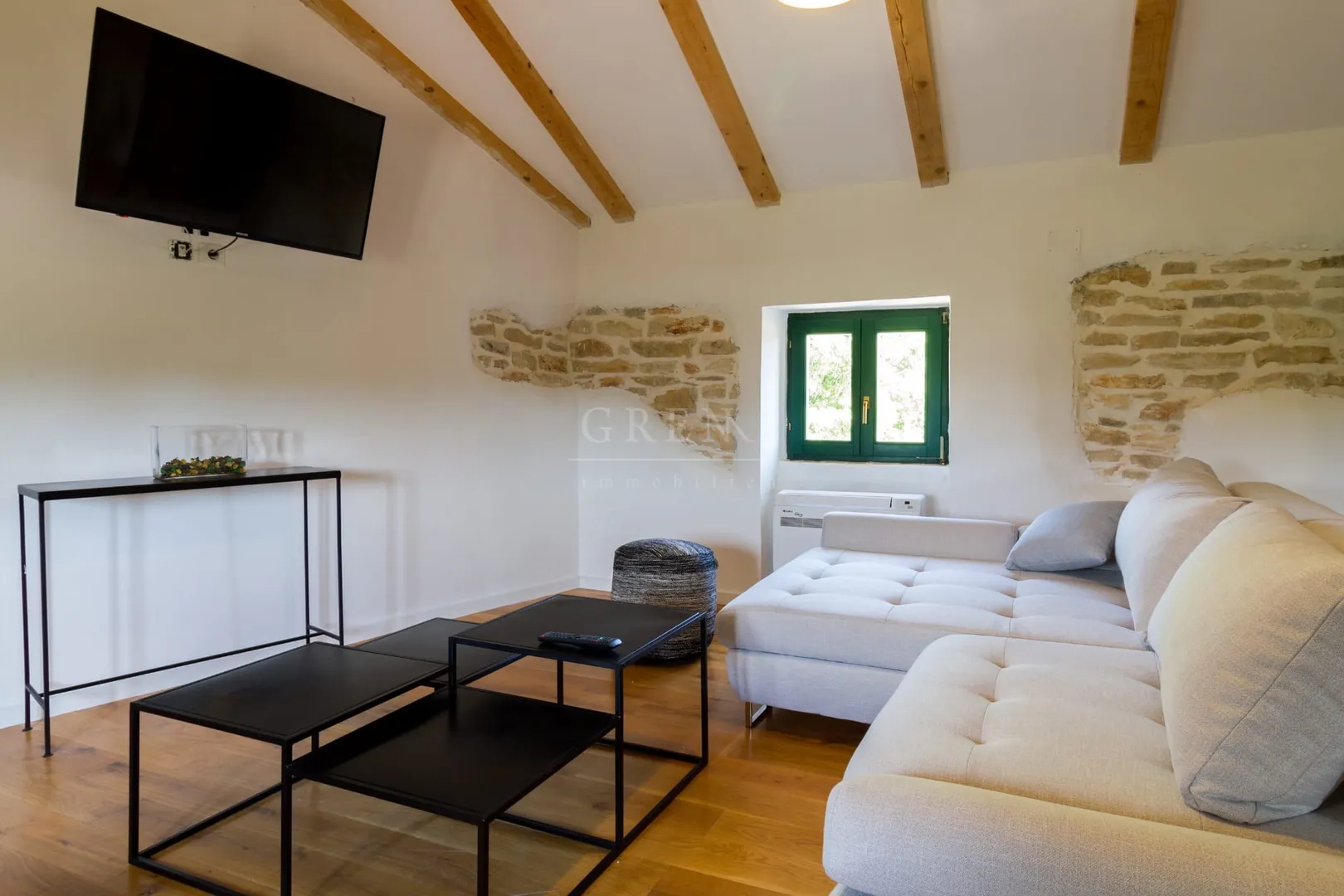 prekrasna kamena vila s bazenom – barban! - slika 7