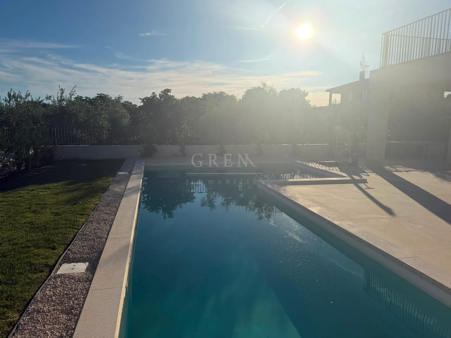 lijepa vila blizu mora - slika 11