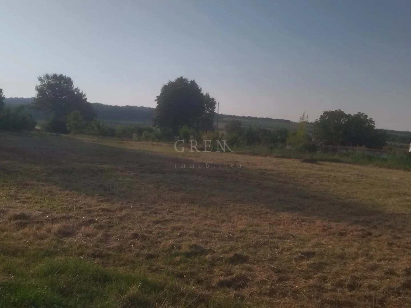 građevinsko zemljište 4,5 km od mora, 1280 m2 - slika 2