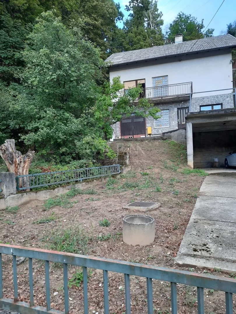 kuća gornja dubrava zagreb, 270 m2+5400 m2 parcela - slika 2
