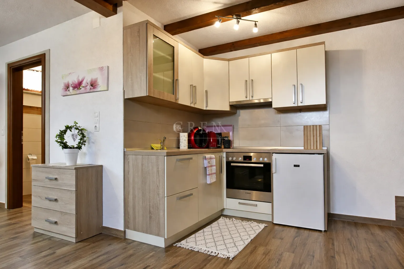 kuća sa 4 apartmana 7 km od poreča - slika 28