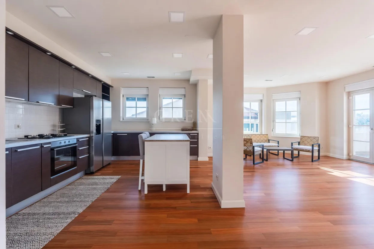 najam luksuzne rezidencije 149m² / gornji grad - slika 4