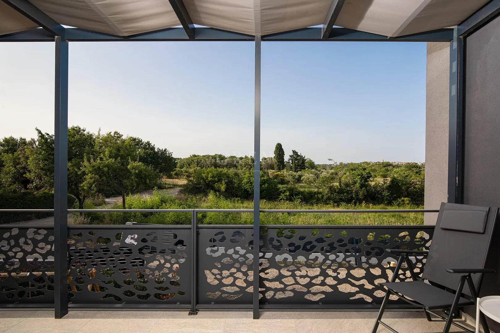 vila sa bazenom, okolica pula, 1 km od mora, 300 m2, prodaja - slika 5