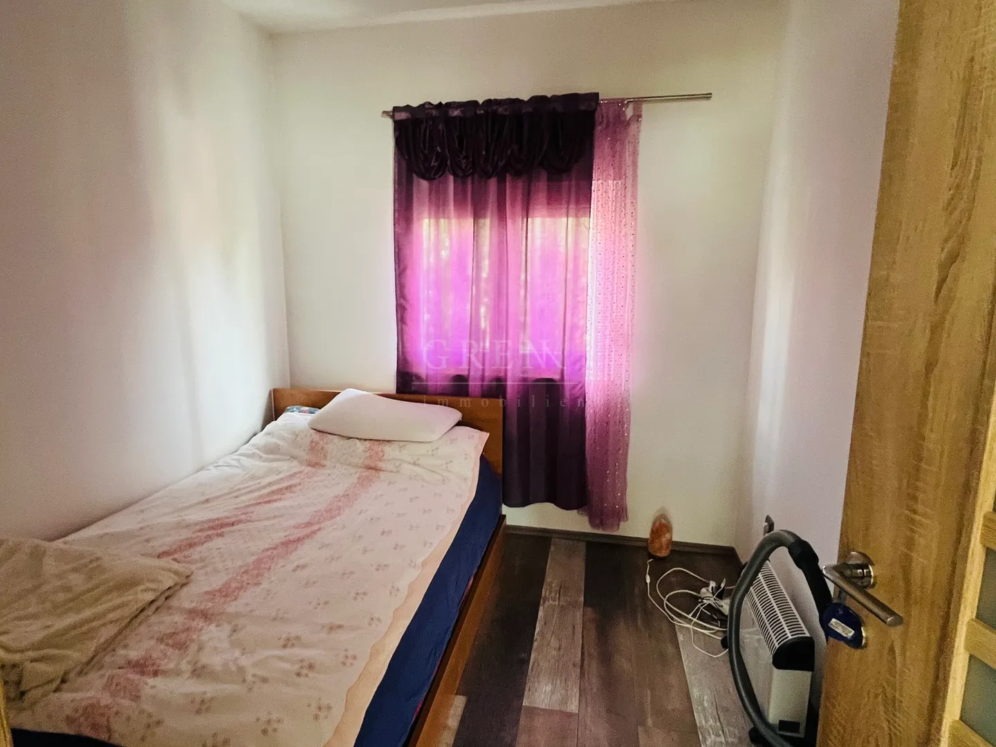 na prodaju – dvije šarmantne kućice(112m2) u cvijeću! - slika 10