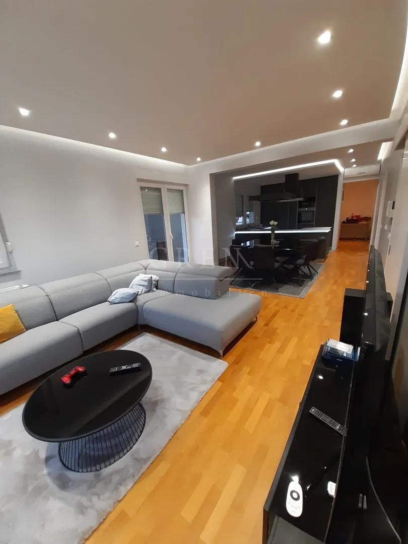 prekrasno uređen, 4-sobni stan s pogledom, 110m2 nkp - gornji bukovac, zagreb - slika 2