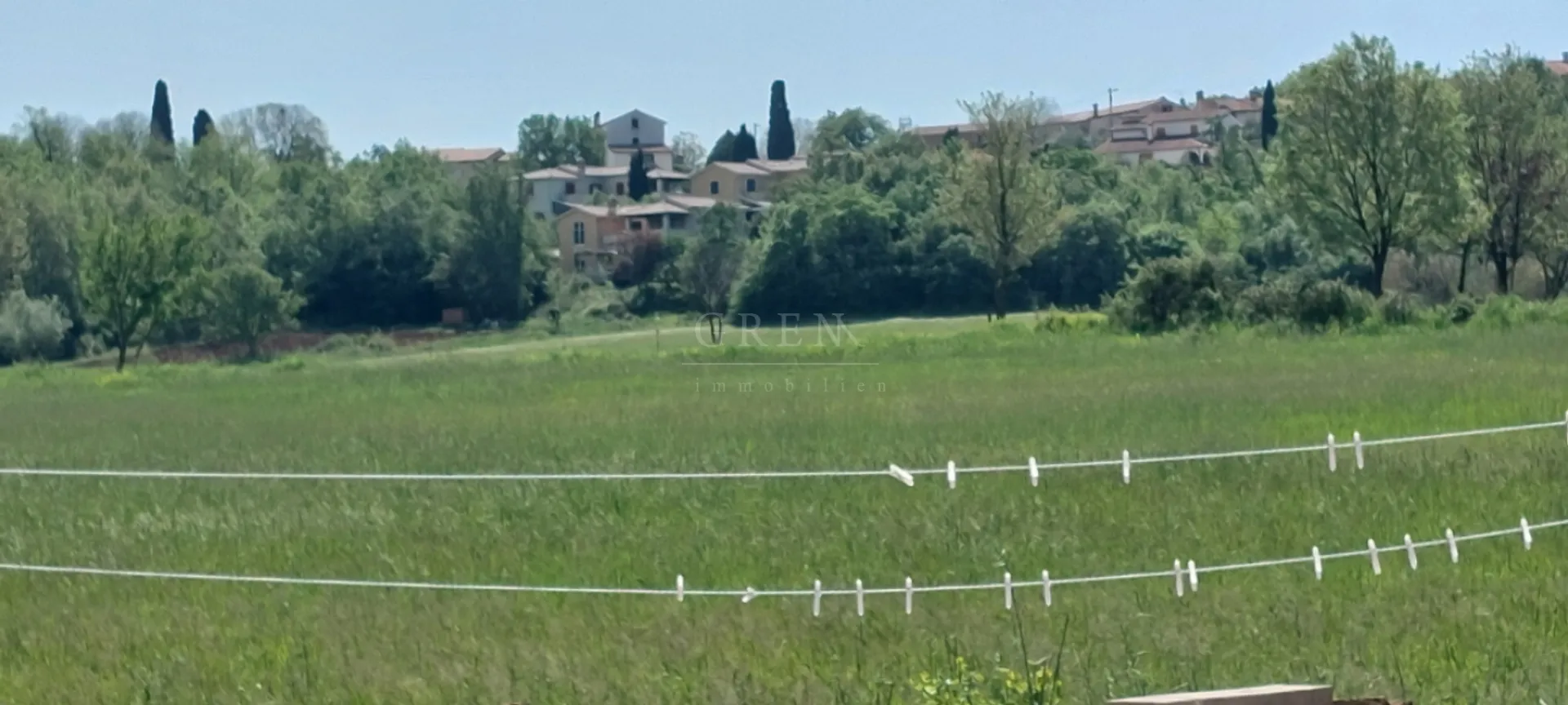 kućica sa velikim zemljištem poreština - slika 7