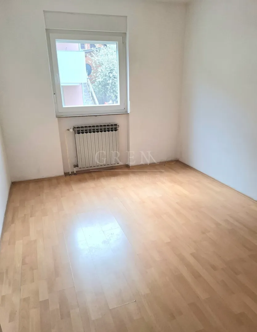 kuća zagreb trnava, 525 m2+garaža, 8 stana - slika 7