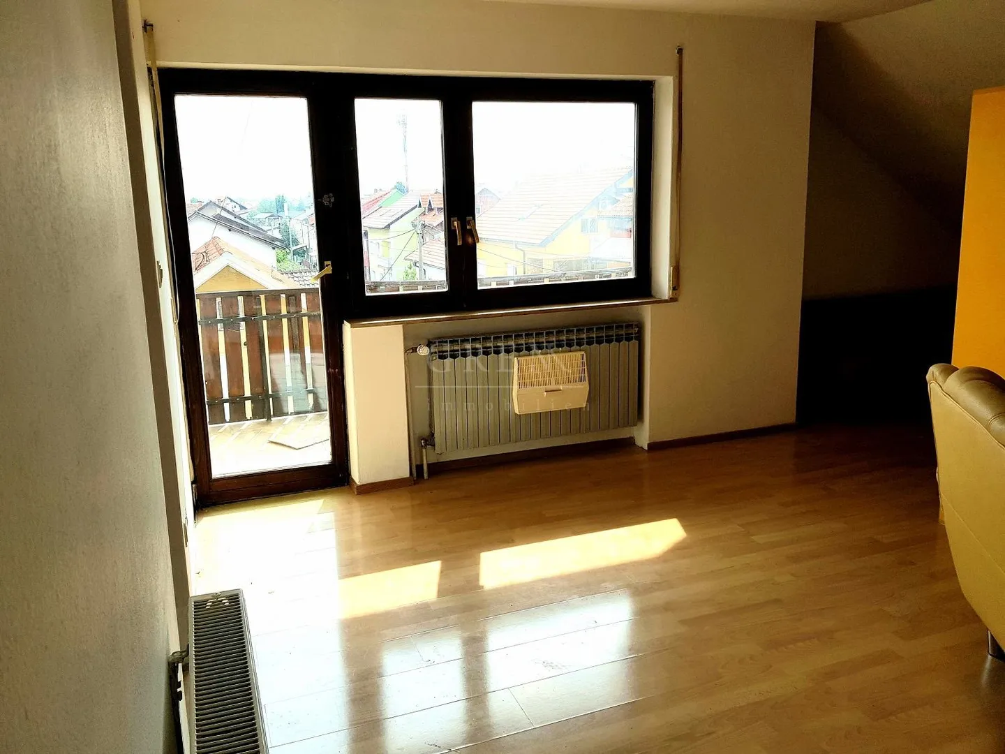 kuća zagreb trnava, 525 m2+garaža, 8 stana - slika 8