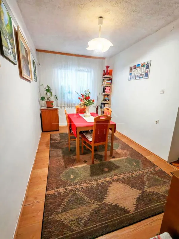 kuća zagreb gornja dubrava, 210 m2 - slika 10