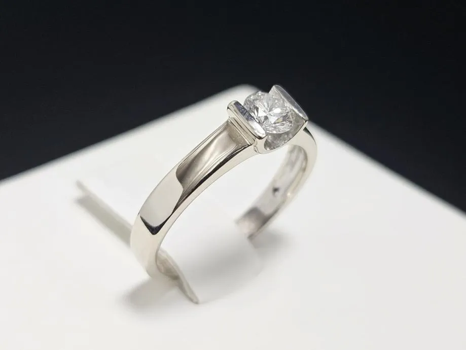 zlatni prsten s dijamantom 0.32ct 18k / r1, rate ! - slika 2
