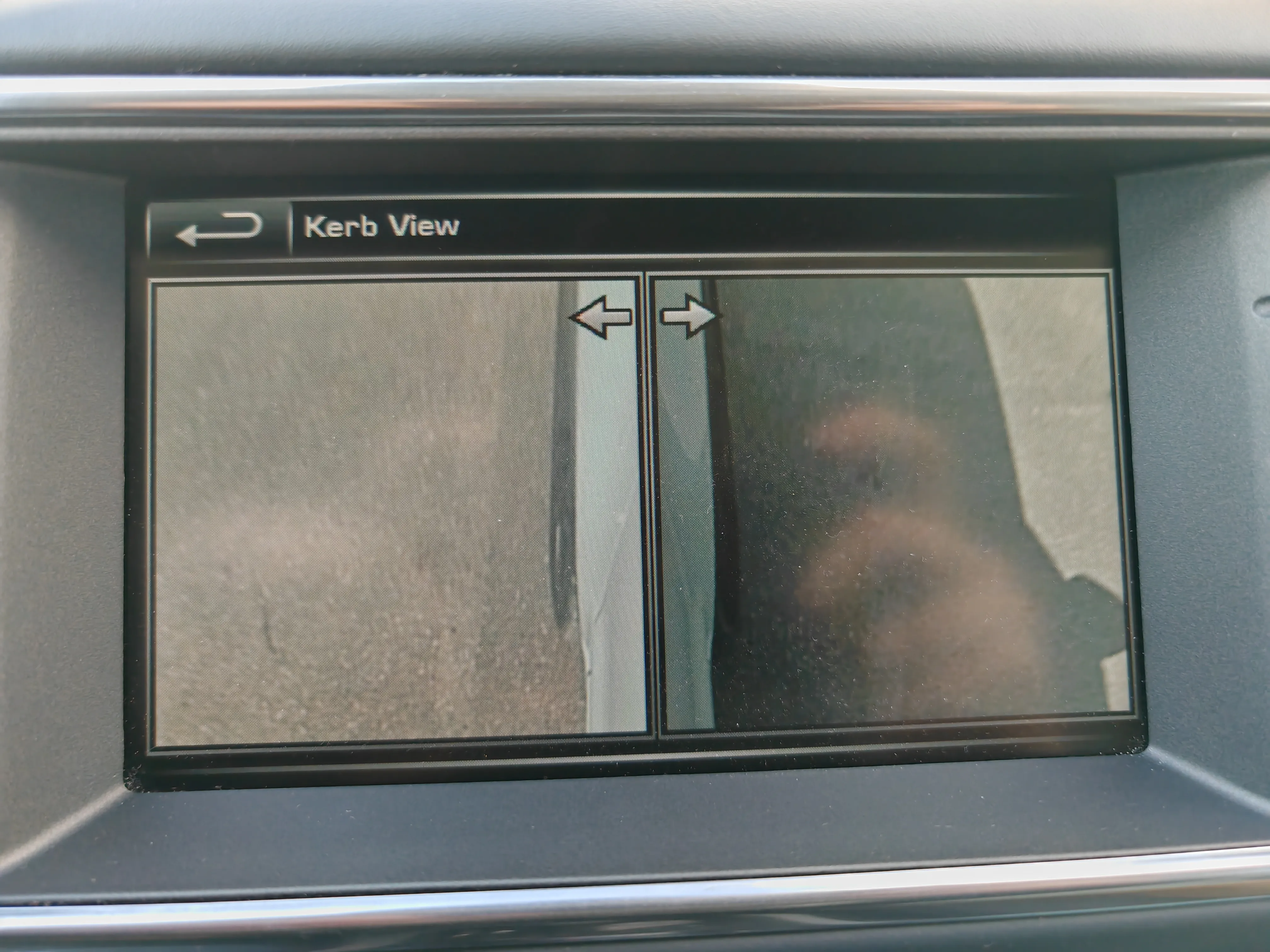 range rover evoque hse dynamic automatik - slika 13