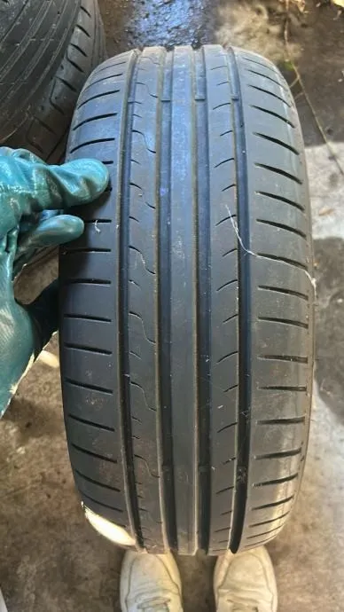 Gume ljetne Dunlop 205/55/16 2 kom. - Kastav