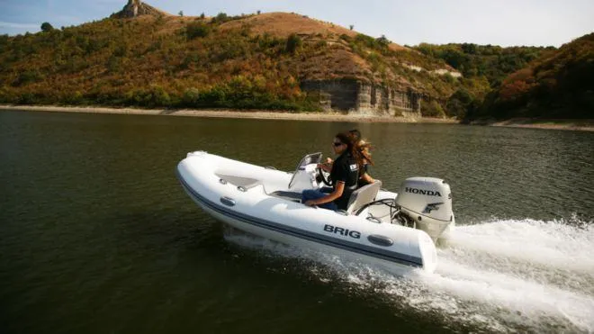 gumenjak brig falcon tender 380 t - model 2021 - slika 7