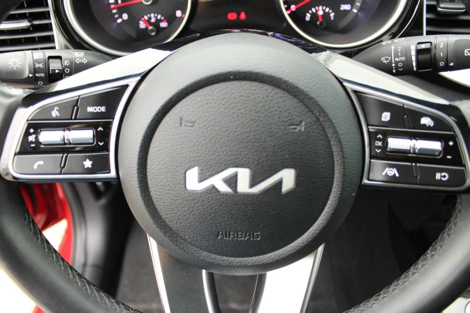 kia ceed sportswagon 1.5 t-gdi *led, navigacija, kamera* - slika 17
