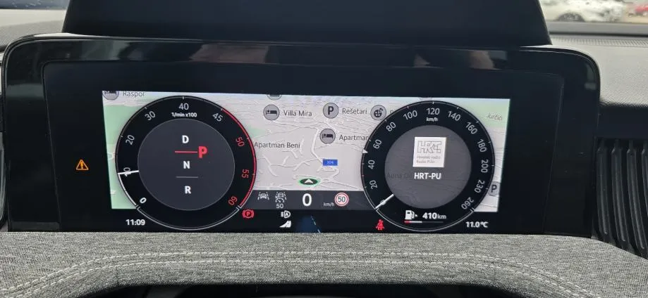 škoda superb combi 2,0 tdi dsg - 2025 - 15.000km - novo - reg 1 god !! - slika 13