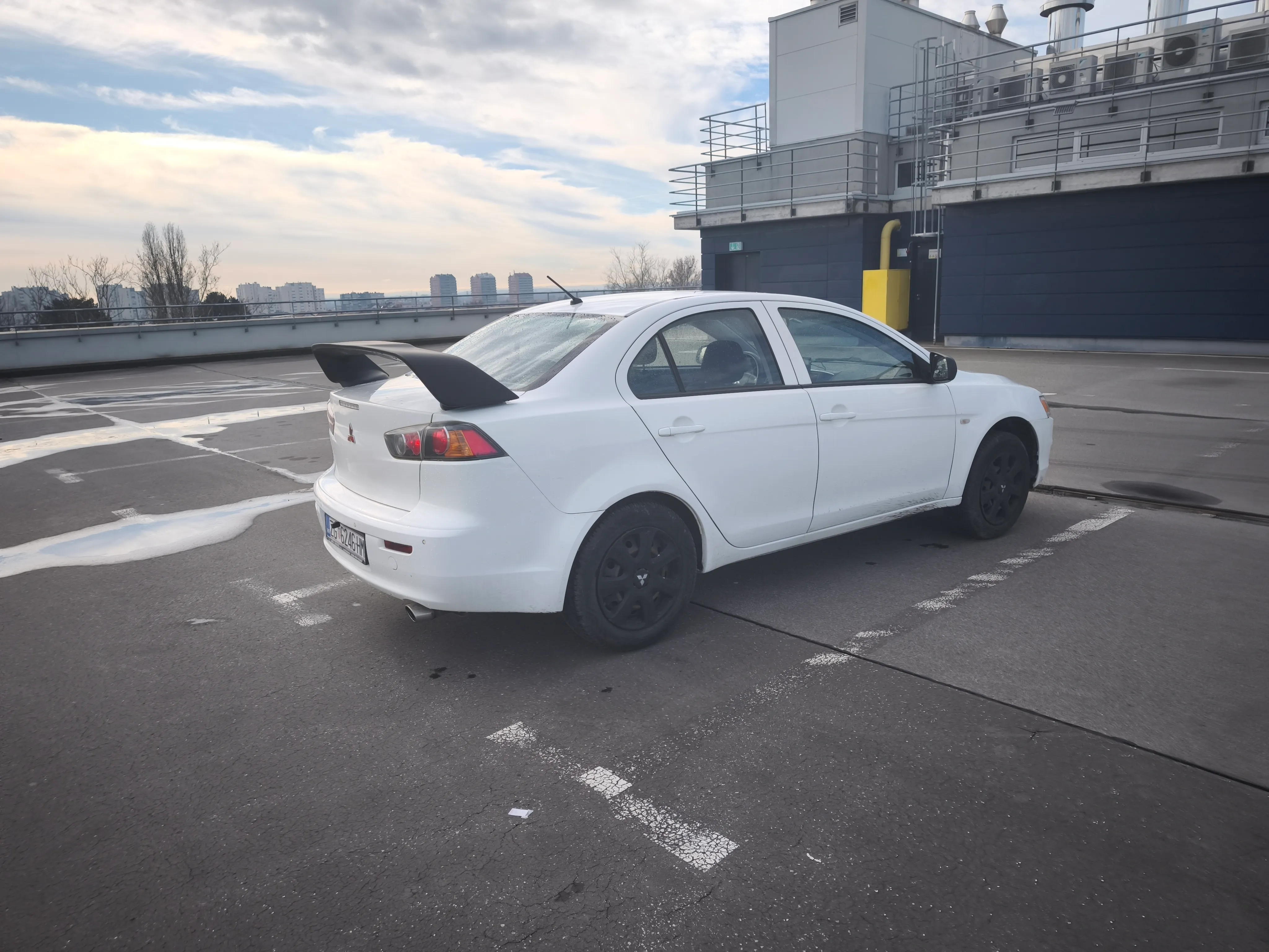 mitsubishi lancer 1.6 2016 - slika 3