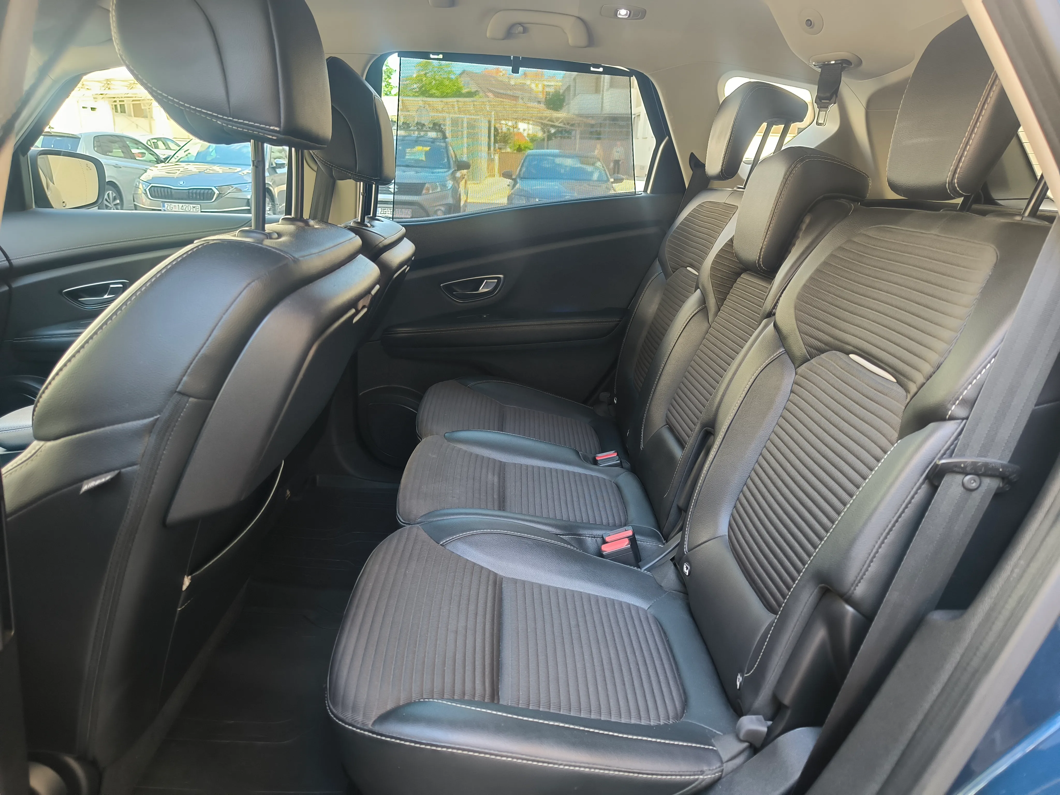 renault scenic 1,5dci, intens, full led, kamera, ekstra stanje - slika 21