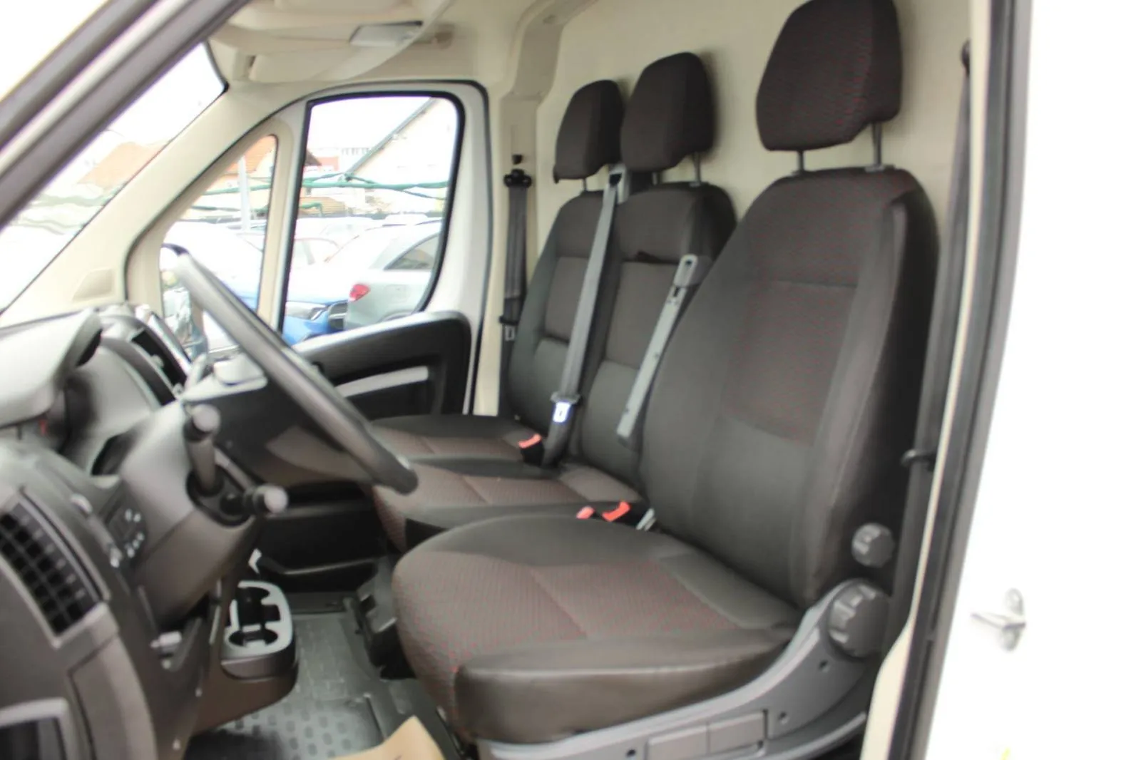 peugeot boxer 2.2 hdi l2h2, 2024 god. - slika 8