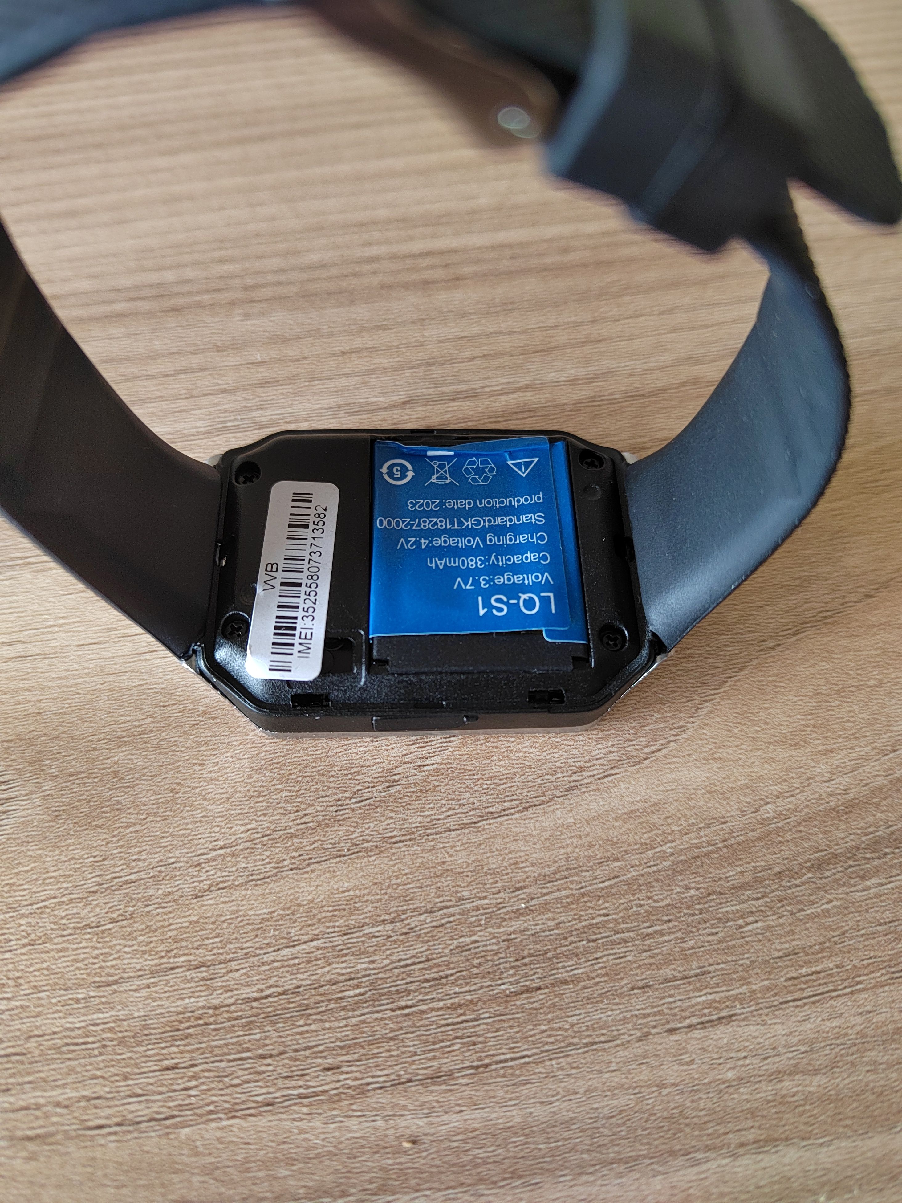 pametni sat crni ili metalizirani na karticu kao mobitel - slika 7