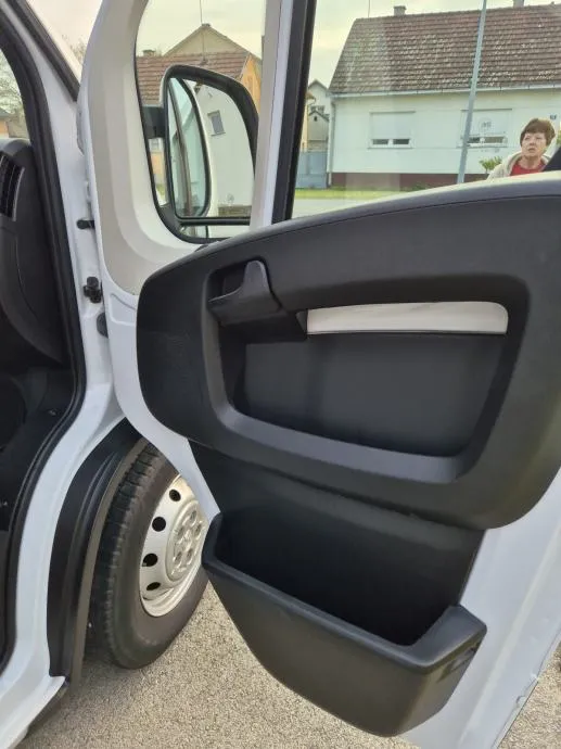 peugeot boxer 2.2 hdi/6 sjedala/lising/, 2022 god. - slika 8