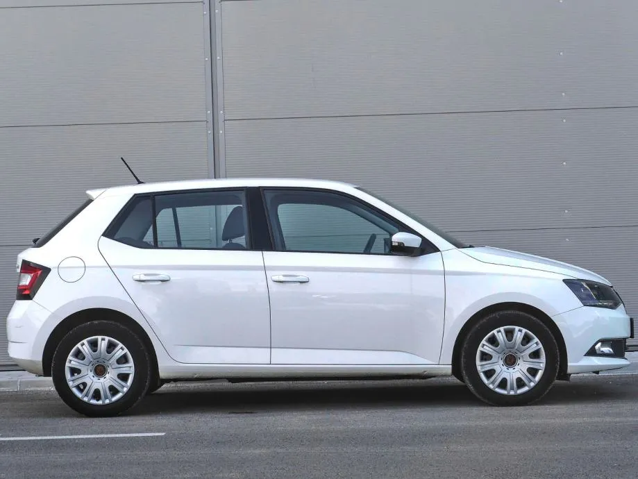 škoda fabia 1.4 tdi | registriran do 08/2026 - slika 8